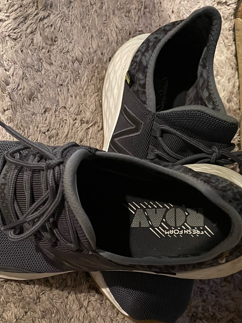 New Balance Men’s Dark Gray Athletic Sneakers - Picture 3 of 6